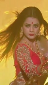 Jigyasa Singh Instagram - #Repost @colorstv with @make_repost
・・・
Apne iss jaandaar roop ke sath, Heer karegi swagat #DilSe2021 ka! 
31st Dec, shaam 7 baje se, sirf #Colors par. @jigyasa_07 

Anytime on @voot