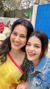Jigyasa Singh Instagram - Jaan hai hai hai ❤️💛 #hamesha 
#kamyapunjabi #jigyasasingh