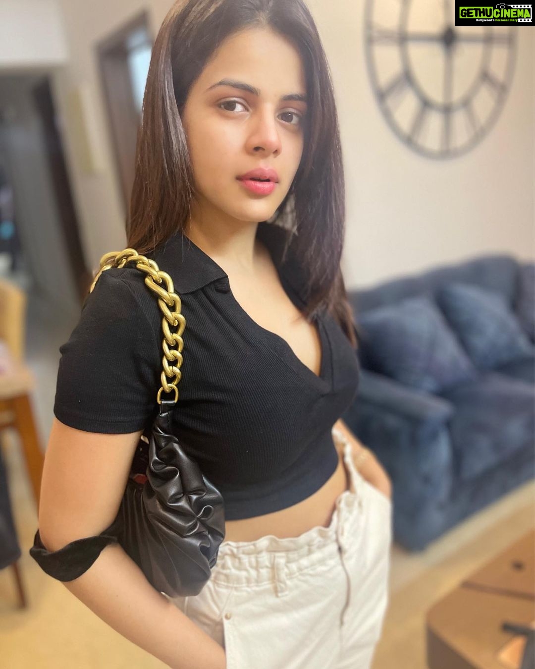 Jigyasa Singh - 56.1K Likes - Most Liked Instagram Photos