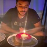 Jigyasa Singh Instagram – Happy Birthday ❤️

@pranav.singh28 

ab ek hi thaali ke chatte batte hain – 👨‍👧