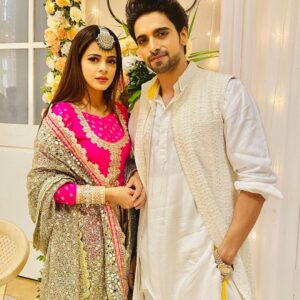 Jigyasa Singh Instagram - थपकी प्यार की 2 ❤️

Little did i know that it would end before 'the end'.
Friends, well-wishers, my loyal audience, fans..everyone keep asking why i left the show in between but sometimes prioritising health & yourself is a Must. 
This show wasn't just another show for me. It was a child whom i was raising. 
Trust me when i say this, it has been way more difficult for me to make this decision than anything else ever. 

I have had the bestest times during this season, made the sweetest of memories & met some really really amazing people. 

Thank you @ved14august @ritu_raj1978 @shoonya_square  for believing in me as "Thapki" once again & supporting me in the hardest of times. 
Thanking @sonnalakakar ma'am for always believing in me for every character ❤️
Thanking @sanjaysatavase sir and @agarwalrinks sir for being the sweetest directors one can ever wish to work with ! 
@chhayachouhan you know what you mean to me..Thankyou for every little bit. ❤️
@aaroosheesood for being so sweet & supportive. 
@simranushha @sshweta_mishra i am blessed to know & to have worked with girls like you .. 💕
@jaya.bhattacharya 
This lady has been there with me since season 1..Always smiling , always joyful and i've learned so much from her,shared every emotion..
Thankyou ma'am ❤️
#shri * 3 @aakashahuja ji 🤣 Thankyou for being the best co-star i've worked with & for always keeping the mood on set light, cheerful & full of laughter (whats wrong with you Daminee Ka Dost hahaha 🤣)
@rachana.mistry.1604 
My girlfriend since Shakti. 
Scenes with you were super fun & will always miss our gossiping sessions. Always there for you.! ❤️
Thanking all my co-actors @farida.dadi.73 @nehayadav_official @mummaz_lillgirlforever @tumhaaresamaksh @shital_antani @pal.arup08 @someshsharmaofficial @upadhyay.urvashi @nandinimaurya @vorapratishofficial @akshayabhingarde (stay the same cause people like you are hard to find ❤️) 
Thank you to every single one working behind the camera.

Lastly, i would personally want to thank every single FAN, Fan group, my audience for accepting & appreciating all my work & every character i portray. 
We are nothing without your love & support. 
Dil Se Shukriya ❤️🙏