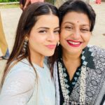 Jigyasa Singh Instagram - थपकी प्यार की 2 ❤️ Little did i know that it would end before 'the end'. Friends, well-wishers, my loyal audience, fans..everyone keep asking why i left the show in between but sometimes prioritising health & yourself is a Must. This show wasn't just another show for me. It was a child whom i was raising. Trust me when i say this, it has been way more difficult for me to make this decision than anything else ever. I have had the bestest times during this season, made the sweetest of memories & met some really really amazing people. Thank you @ved14august @ritu_raj1978 @shoonya_square for believing in me as "Thapki" once again & supporting me in the hardest of times. Thanking @sonnalakakar ma'am for always believing in me for every character ❤️ Thanking @sanjaysatavase sir and @agarwalrinks sir for being the sweetest directors one can ever wish to work with ! @chhayachouhan you know what you mean to me..Thankyou for every little bit. ❤️ @aaroosheesood for being so sweet & supportive. @simranushha @sshweta_mishra i am blessed to know & to have worked with girls like you .. 💕 @jaya.bhattacharya This lady has been there with me since season 1..Always smiling , always joyful and i've learned so much from her,shared every emotion.. Thankyou ma'am ❤️ #shri * 3 @aakashahuja ji 🤣 Thankyou for being the best co-star i've worked with & for always keeping the mood on set light, cheerful & full of laughter (whats wrong with you Daminee Ka Dost hahaha 🤣) @rachana.mistry.1604 My girlfriend since Shakti. Scenes with you were super fun & will always miss our gossiping sessions. Always there for you.! ❤️ Thanking all my co-actors @farida.dadi.73 @nehayadav_official @mummaz_lillgirlforever @tumhaaresamaksh @shital_antani @pal.arup08 @someshsharmaofficial @upadhyay.urvashi @nandinimaurya @vorapratishofficial @akshayabhingarde (stay the same cause people like you are hard to find ❤️) Thank you to every single one working behind the camera. Lastly, i would personally want to thank every single FAN, Fan group, my audience for accepting & appreciating all my work & every character i portray. We are nothing without your love & support. Dil Se Shukriya ❤️🙏