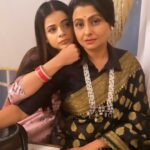 Jigyasa Singh Instagram – Complete failed 8th attempt by us ! 🤣🤣
@jaya.bhattacharya 🤓