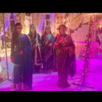 Jigyasa Singh Instagram – MANIKE THAPKI SPECIAL WITH MY BEAUTIES ❤️

@jaya.bhattacharya 
@nehayadav_official 
@shital_antani