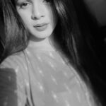 Jigyasa Singh Instagram – 🖤