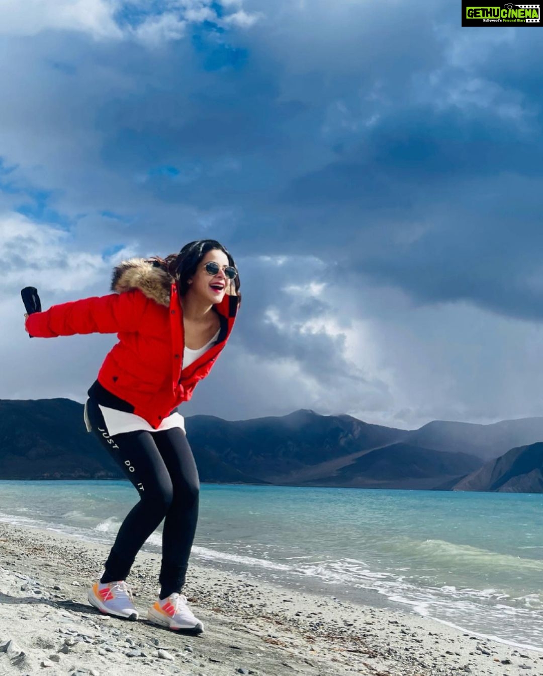 Jigyasa Singh Instagram - ♾❤️ Pangong Lake, Ladakh