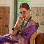 Kalki Koechlin Instagram - गुड मोरनिंग 💄 @angelinajoseph 👁 @bikanta 🥻 @rajtexfabrics 📢 @kaayaa_art