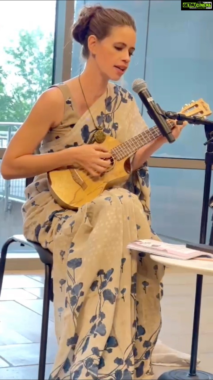 Kalki Koechlin Instagram - Fun moments with the Austin crowd reading from my book The Elephant In The Womb Thanks Usha Akella, @austinpubliclibrary and @indiememe The book is available for order on Amazon or the link in my bio. Illustrated by @plot.point Published by @penguinindia
