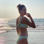 Kalki Koechlin Instagram - बिकिनी बौड😉 The body changes…shrinks and enlarges, stretches and ages, breaks and fixes itself, cries, laughs and leaves scars that are witness to its healing, some days it’s less easy to show off, and ten years down the line I’ll have a different set of challenges, but today, I’m celebrating this extraordinary machine. Amazing improvised shoot by @shanawaz421 🤗