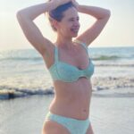 Kalki Koechlin Instagram - बिकिनी बौड😉 The body changes…shrinks and enlarges, stretches and ages, breaks and fixes itself, cries, laughs and leaves scars that are witness to its healing, some days it’s less easy to show off, and ten years down the line I’ll have a different set of challenges, but today, I’m celebrating this extraordinary machine. Amazing improvised shoot by @shanawaz421 🤗