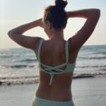 Kalki Koechlin Instagram - बिकिनी बौड😉 The body changes…shrinks and enlarges, stretches and ages, breaks and fixes itself, cries, laughs and leaves scars that are witness to its healing, some days it’s less easy to show off, and ten years down the line I’ll have a different set of challenges, but today, I’m celebrating this extraordinary machine. Amazing improvised shoot by @shanawaz421 🤗