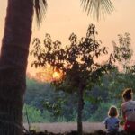 Kalki Koechlin Instagram - Grateful for love, family, friends and beautiful sunsets… #happynewyear #gratitude #today