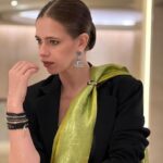 Kalki Koechlin Instagram – A great time telling stories at @infosys today, and what a gorgeous training campus in Mysore π²β
#unleash
#genderequalityforall
#sustainability
#presence
#shahrukhkhan
HMU @angelinajoseph
Sari @rajtexfabrics