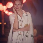 Kalki Koechlin Instagram - Bloom for @goldfishthefilm at @iffigoa 📸 @goa_photographer_candolim 👗 @shahinmannan 🙏🏼 @elevate_promotions 🎀 @menakshiraju