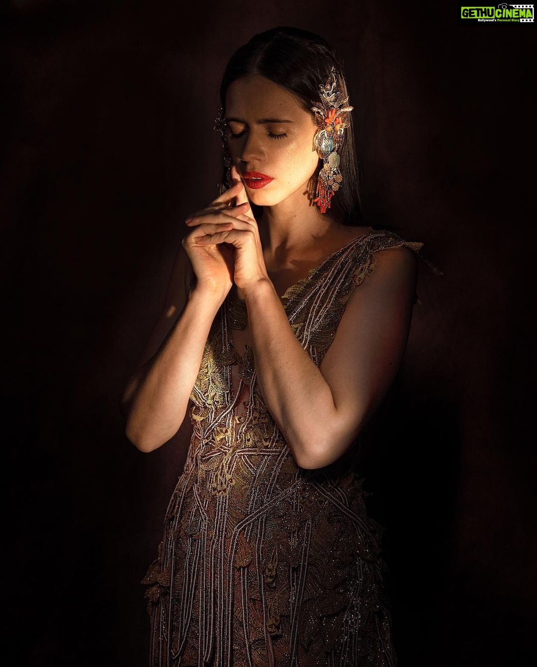 Kalki Koechlin Instagram - Moments from DUSK Designer @abhisheksharmastudio HMU @angelinajoseph Style @who_wore_what_when #lakmefashionweek