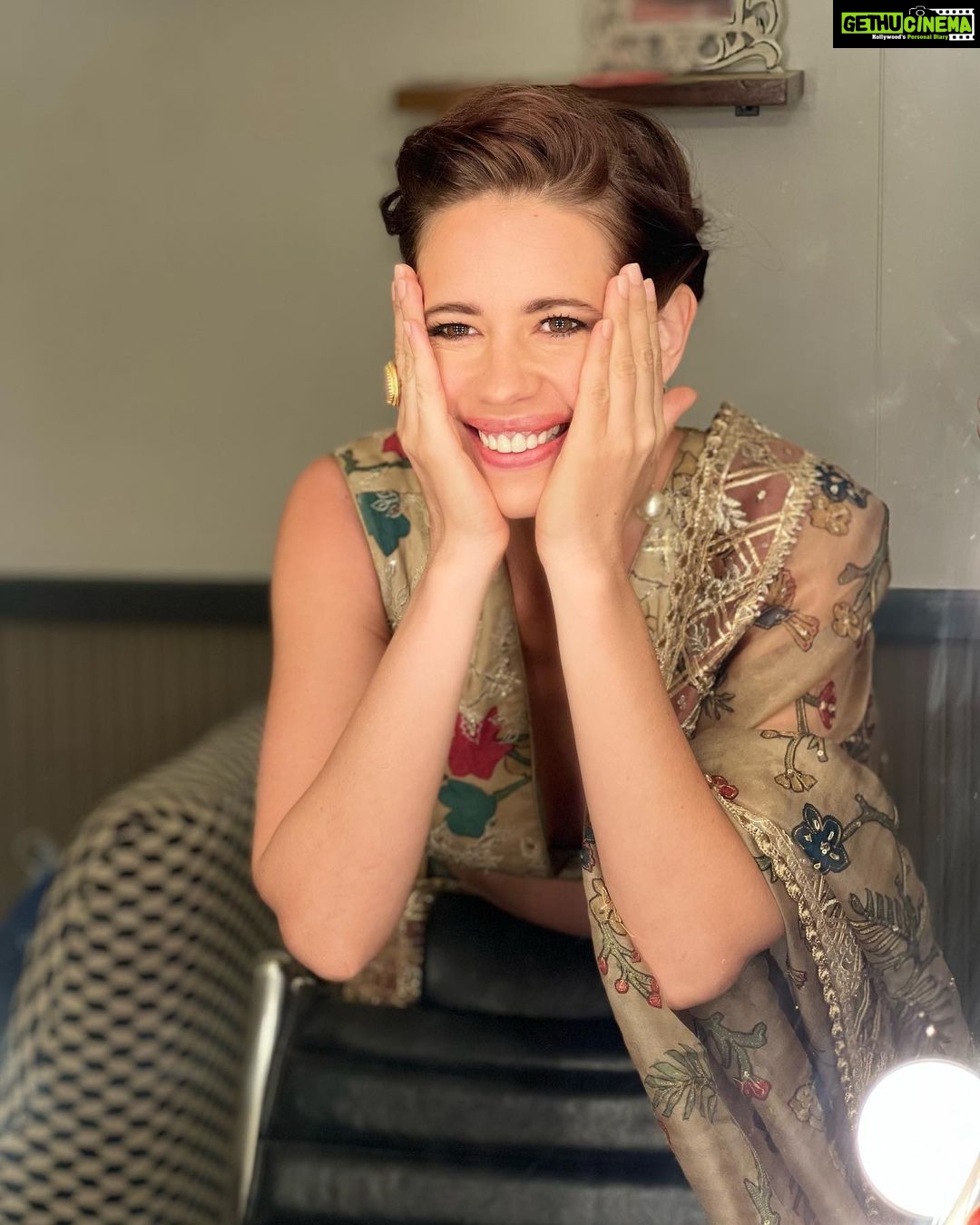 Kalki Koechlin Instagram - Getting ready for the party last night Dress @archanajaju.in Make up and hair @angelinajoseph 🙏🏼 @elevate_promotions #RiAli #weddingcelebrations