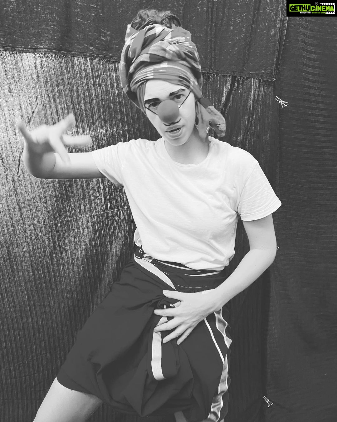 Kalki Koechlin Instagram - Just another sexy pic #yourlocalclown #saukyama #machan #reallyaskingforit #trollparty