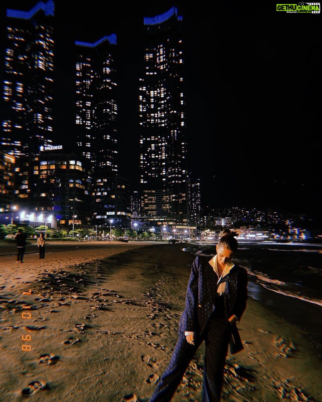 Kalki Koechlin Instagram - Gucci got my back Suit @gucci Earrings @blingsutra @ascend.rohank Rings @goldenwindow @ascend.rohank Shoes @louboutinworld Styled by @who_wore_what_when Photographer @thefirstclik #dressedinmybest #busanfilmfestival @busanfilmfest