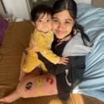 Kamya Punjabi Instagram - We are the Dang 🤩The picture of our new year celebration ❤️ Happy 2023 from me n mine to you n yours #familytime #newyeartime #dangs
