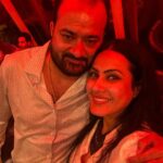Kamya Punjabi Instagram - Kuch rishtey anmol hote hai 🧿 Always watching my back #fatherfigure #blessedwiththebest 😇 @dadhipandey @deepakgawade6 @meesha_gautam @amit.punjabi.52056