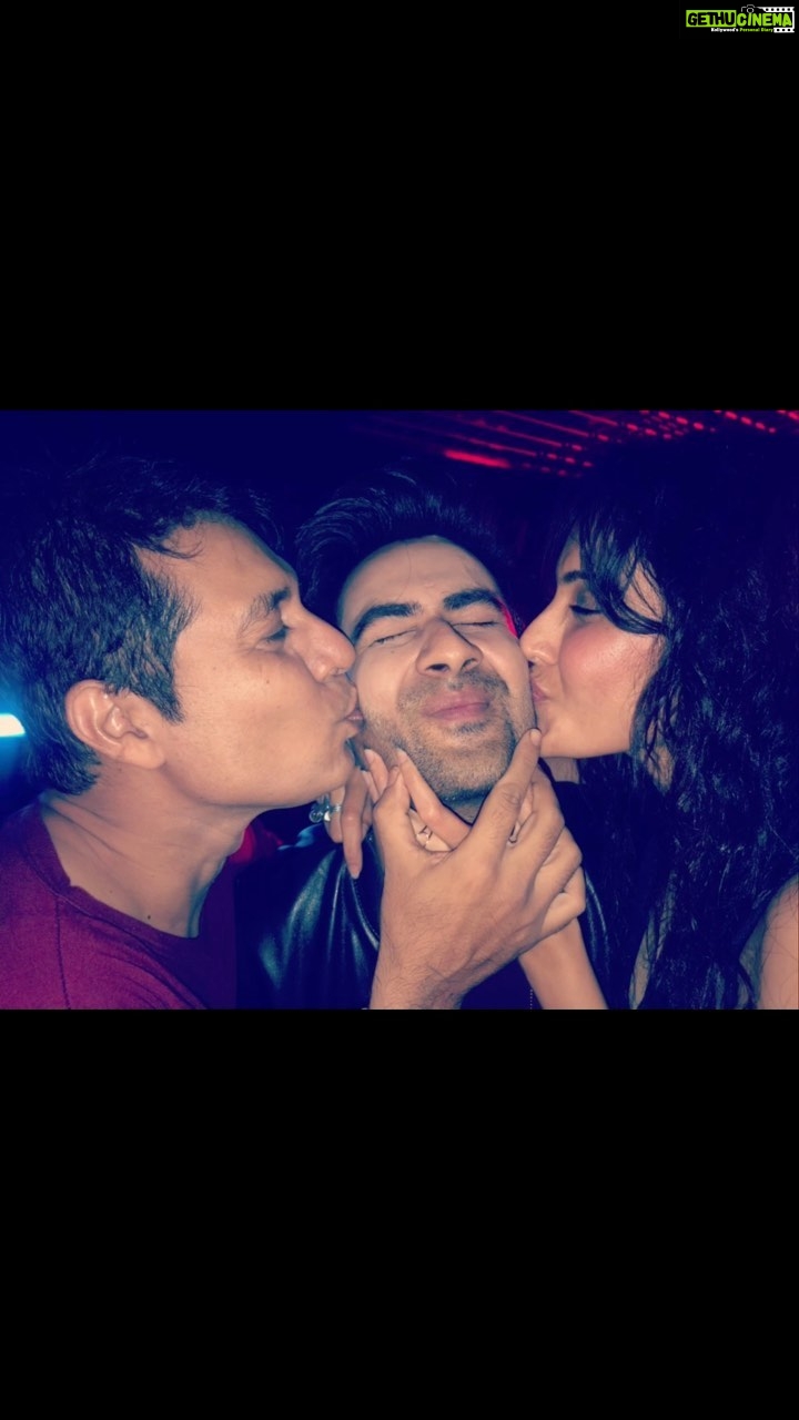 Kamya Punjabi Instagram - Happy Birthday My Fav Person @lakshya2204 ๐ค I may continue the trend of wishing you a day after ur birthday but u know i love you n m always there for you no matter what ๐บ๐ผ #aboutlastnight #dostiyaari #lakshyahanda #kamyapunjabi #bhuvanchopra @bhuvanchopra
