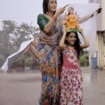 Kamya Punjabi Instagram - Navratri ki hardik shubhkamnaen ❤️ Maa ka Ashirwaad hum sab par banaa rahe #jaimatadi Watch this beautiful episode of #sanjog this week only on #zeetv 10pm #gauri