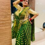 Kamya Punjabi Instagram - Full Nautanki 🤩 P.S Kyuki main hun total filmy 😍 #saree #festivevibes #happyme #kamyapunjabi