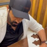 Kamya Punjabi Instagram - Opps typo error@🙈 i cant even edit now 🤷🏻‍♀️ ofcourse we all know what i mean here its HEALTHCARE #nocompaints #onlylove #proudofhim #shalabhdang #kasha #kamyapunjabi