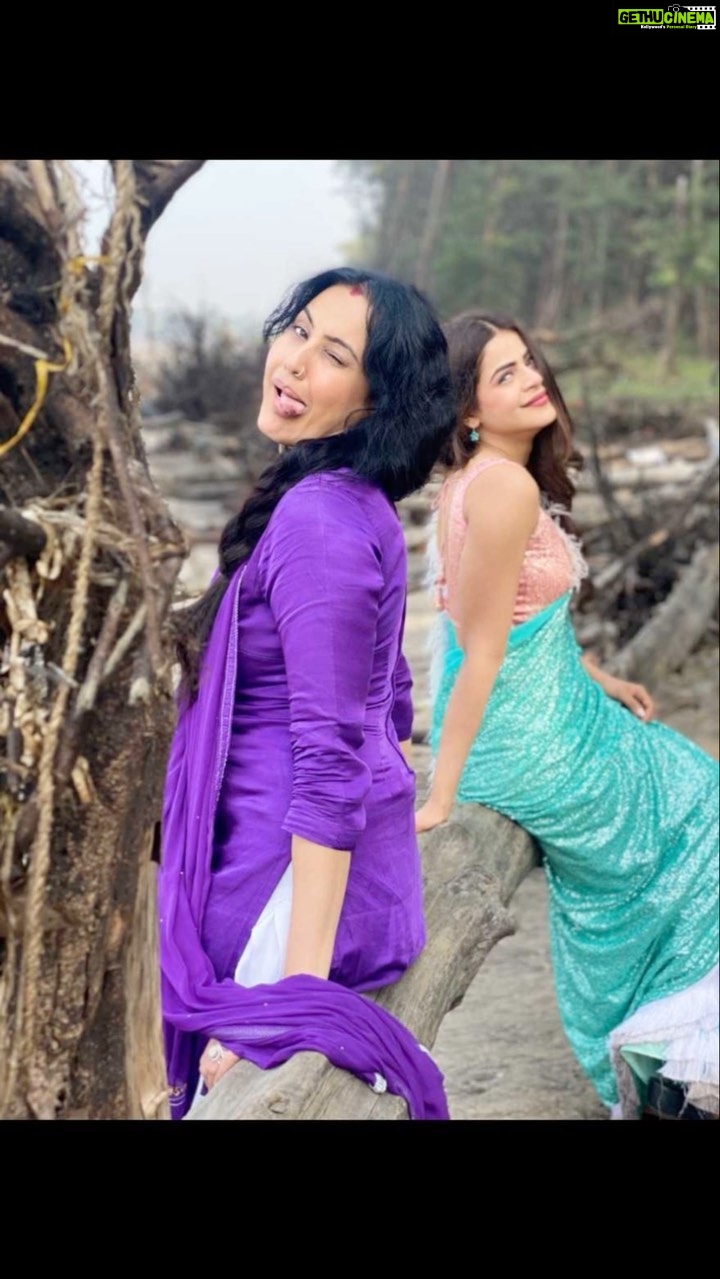Kamya Punjabi Instagram - Happy Birthday My @panjabikamya β€οΈ Thankyou for being so real..so youu..wishing you all the happiness,success,laughter and sabkuch of this world to you π Love you immense and hamesha hi rahega yeh rishta yeh bond..god bless you my love π«Άπ»β€οΈ