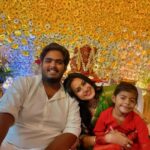 Kamya Punjabi Instagram - Bappa ke darshan ko jab sab padhare 💕 #meramorya #gannubappa😘