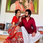 Kamya Punjabi Instagram – मेरे बप्पा का आशीर्वाद 💕
