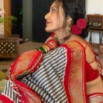 Kamya Punjabi Instagram - मेरा मोरया ❤️ @zaribanaras @mouliroy