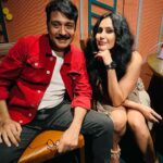 Kamya Punjabi Instagram - Happy birthday mere dostttttt….. continuity maintain kar rahi hun, iss baat bhi sabse last meh wish kar rahi hun but dost sabse upar main hi hun teri yeh yaad rakhna hameshaaaaaaa…. Bahot saara pyaar aur dua tere liye mere yaar 🤗❤️ @bhuvanchopra