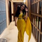 Kamya Punjabi Instagram - #desigirl #sareelove #reels #kamyapunjabi @swtantraofficial