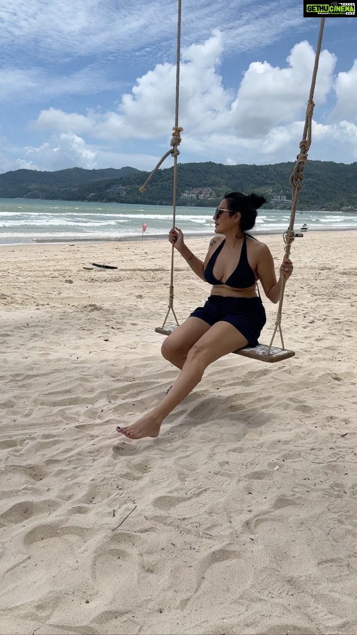 Kamya Punjabi - 14.3K Likes - Most Liked Instagram Photos