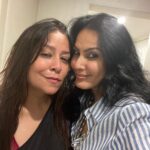 Kamya Punjabi Instagram - Met these lovely, full of life ladies last night ❤️ #aboutlastnight Thank you @aartimattoo @neerushaa_nikhat for all the efforts to gather this gang under one roof and ofcourse an amazing time 🤗