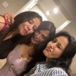 Kamya Punjabi Instagram - Met these lovely, full of life ladies last night ❤️ #aboutlastnight Thank you @aartimattoo @neerushaa_nikhat for all the efforts to gather this gang under one roof and ofcourse an amazing time 🤗