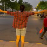 Kamya Punjabi Instagram - We are so stuck in the malls n the brands… get on the street, help #smallbusiness too 🙏🏻 #supportsmallbusiness #kamyapunjabi