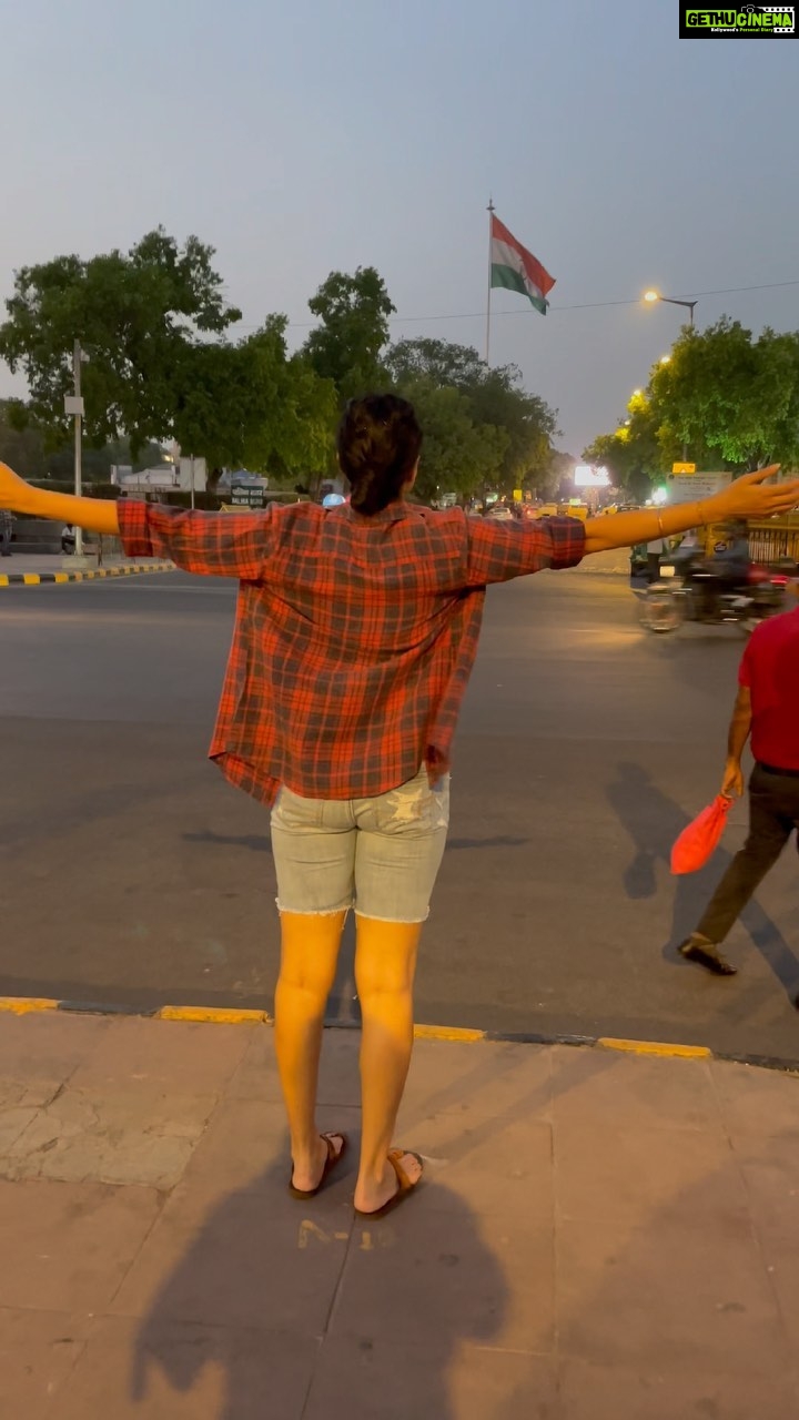 Kamya Punjabi - 20.9K Likes - Most Liked Instagram Photos