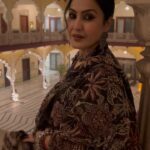 Kamya Punjabi Instagram - When u see a beautiful location and the only thing u can think of is #reels 🤩 #noshauk just a #trendingsong #reelingit #kamyapunjabi
