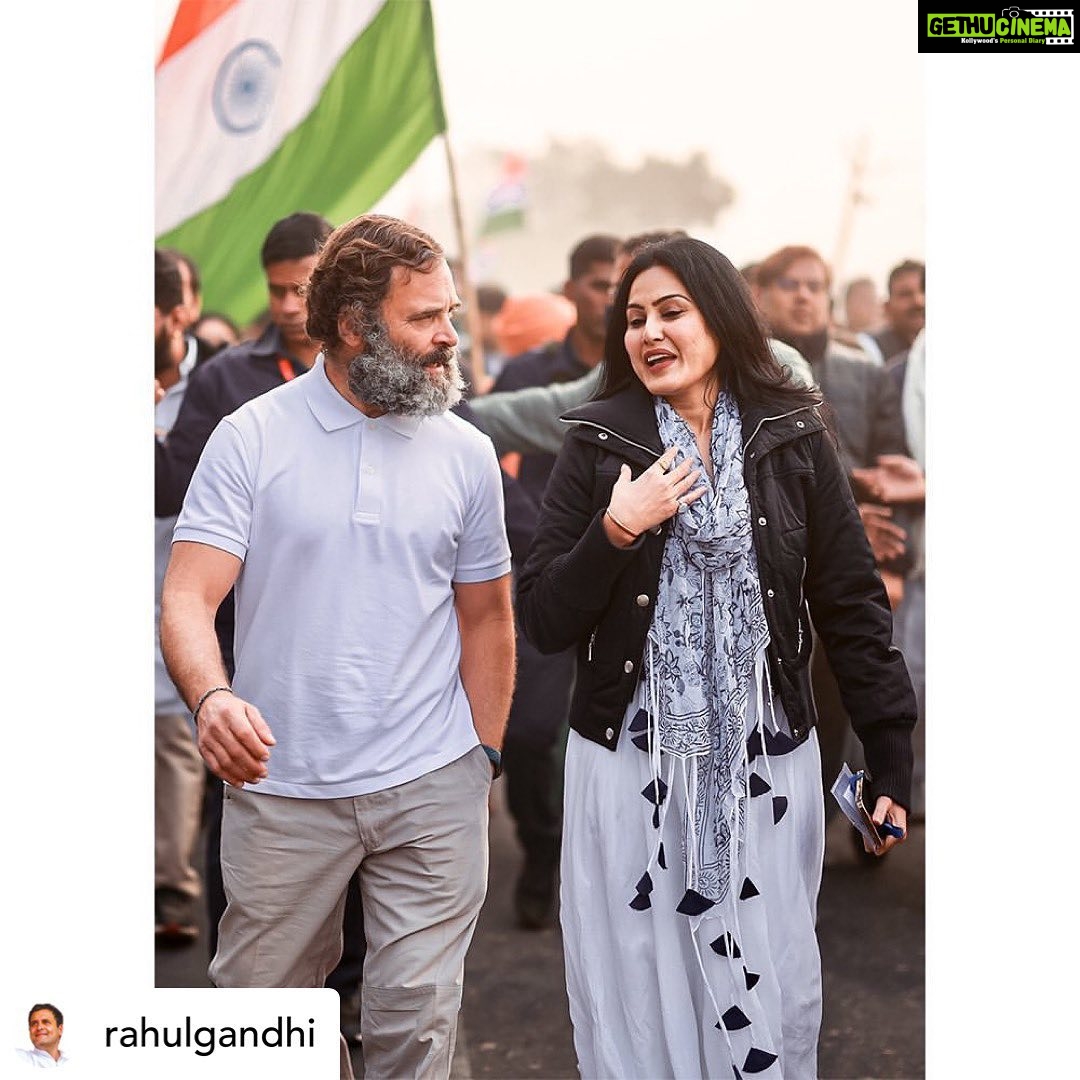 Kamya Punjabi - 13.1K Likes - Most Liked Instagram Photos