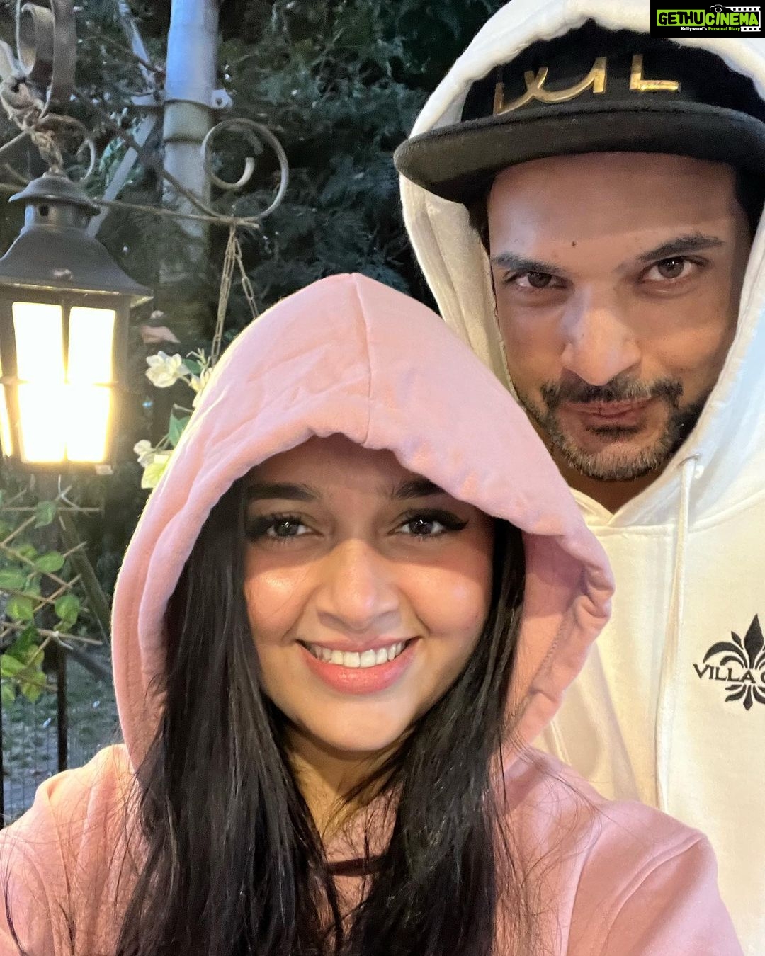 Karan Kundrra - 1.2 Million Likes - Most Liked Instagram Photos