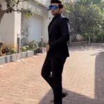 Karan Kundrra Instagram - different calibre.. style: @stylebysaachivj