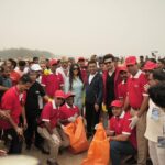 Karan Kundrra Instagram - Had the incredible opportunity to launch the #CleanAThon at Miramar Beach with the honourable Chief Minister of Goa @drpramodpsawant ji along with Smt. @amruta.fadnavis ji Event organised by Govt. of Goa, and part of the International Film Festival @iffigoa along with @divyajfoundation and @bhamlafoundation in the presence of @apnabhidu, @remodsouza, @asifbhamlaa A big thank you to everyone who accompanied us in large numbers for the Beach clean up and awareness drive. We are committed to keeping our beaches clean with keeping the message of Hon'ble PM Shri @narendramodi Ji of #SwacchSagarSurakshitSagar in mind. Thank you to all our respected media personal who covered our drive and specially to my online family for spreading the word and awareness.. proud to be part of such an honourable cause.. #HarMaidanFateh #KaranKundrra