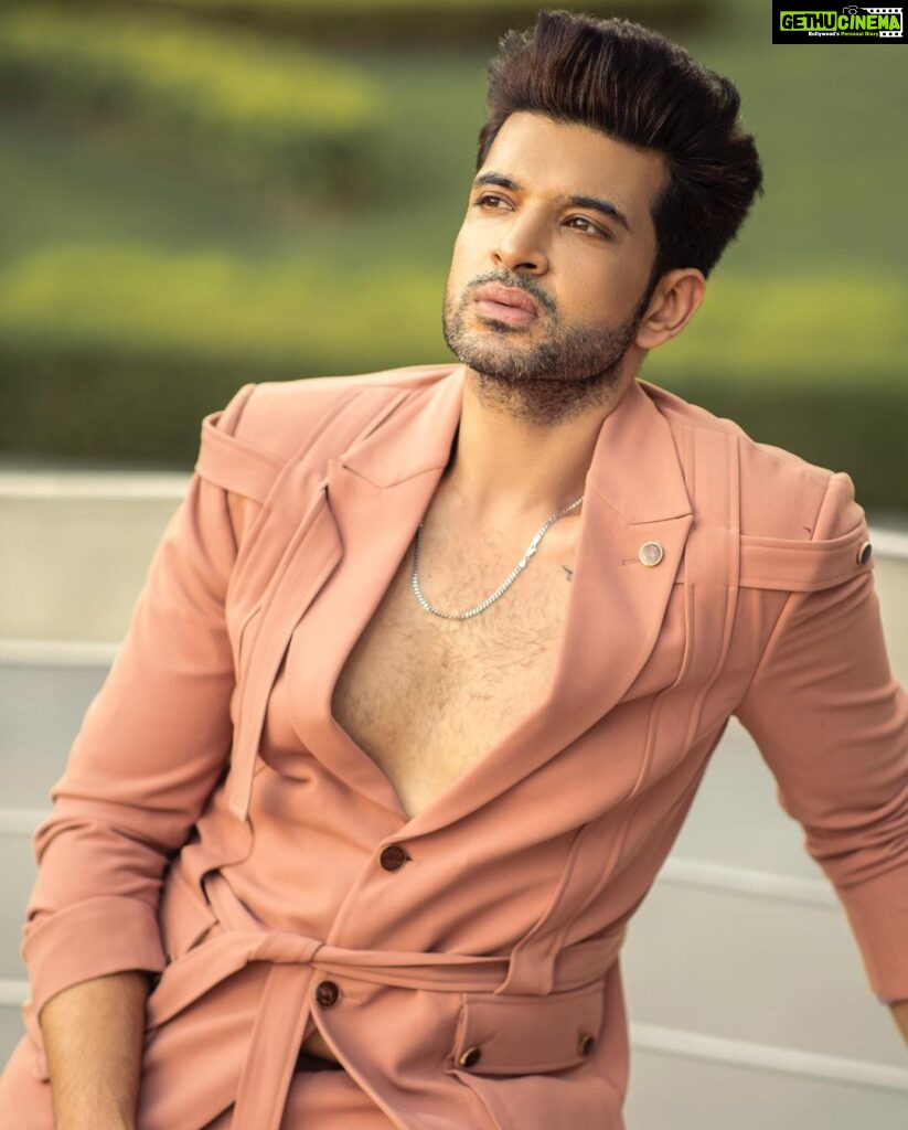 Karan Kundrra Instagram - I’m coming for everything they think I can’t have..! #HarMaidanFateh Style: @kmundhe4442 outfit: @bharat_reshma shot: @shivamduaphotography