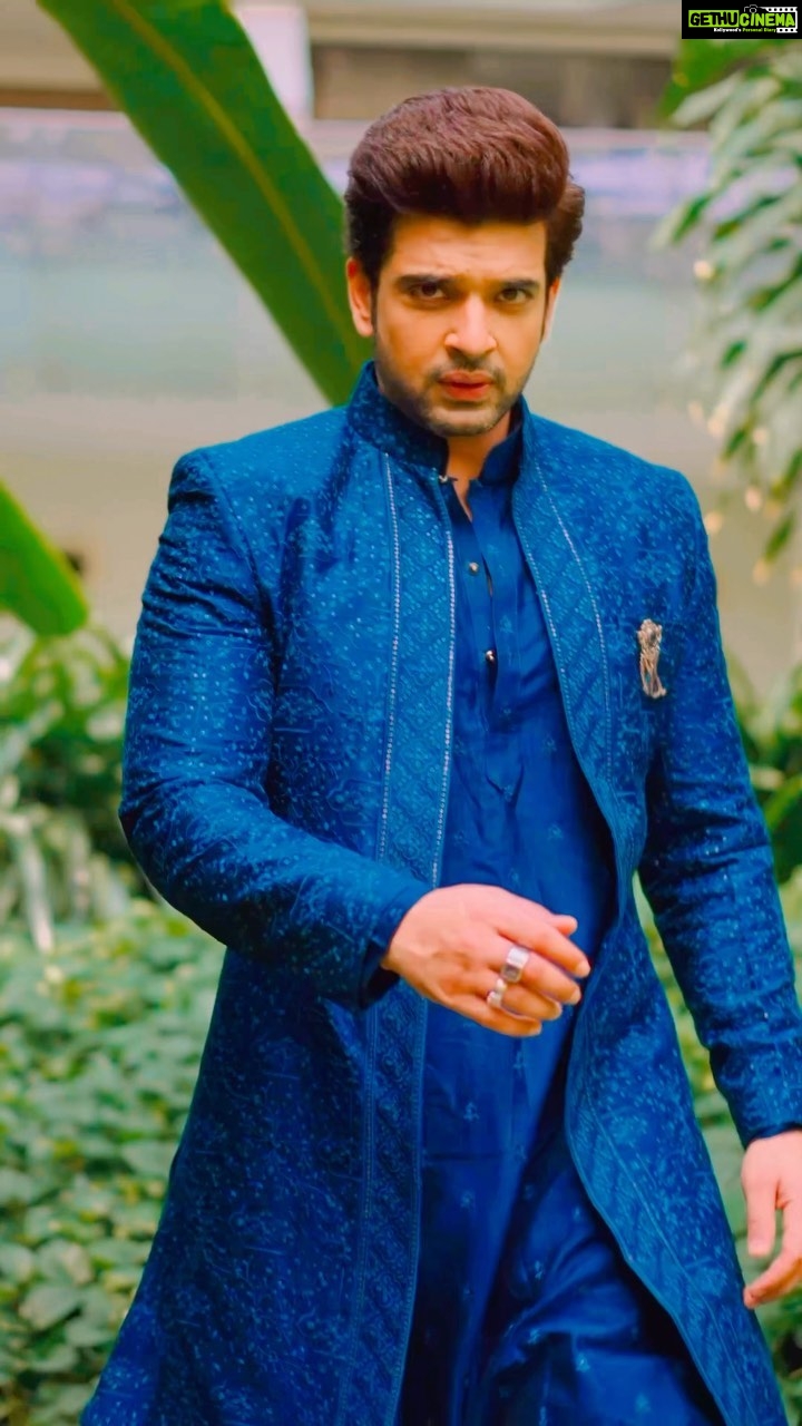 Karan Kundrra Instagram - lakhaan ch ik ;)