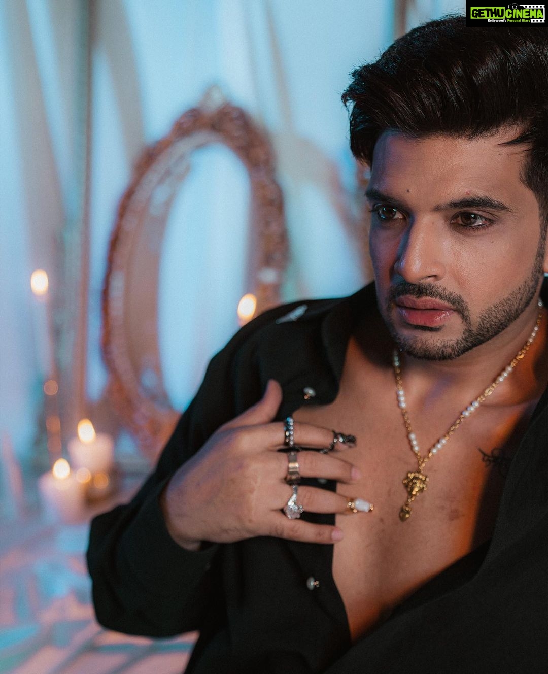Karan Kundrra Instagram - Unrestrained. Like the God of Poseidon. Today, came out to play. Concept: @appu.rentlyblunt @tgbtroop Shot by: @that.nikhil @dotstudiosmumbai Styled by: @shreeum #StyledByTGB Style team : @anushakala Rings: @nenikaar @amamajewels Shoes: @jeetinder_sandhu Shirt: @siddhantagrawallabel (reworked) Pants: @dromodaa (reworked) Necklace: @hars_bijoux