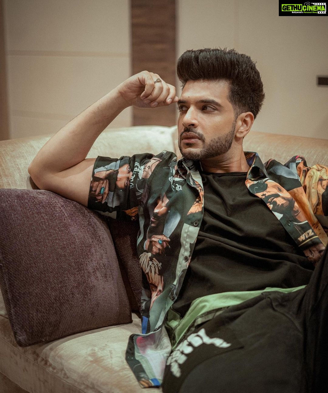 Karan Kundrra Instagram - rather entertain and hope that they learned something than educate them and hope that they were entertained :)