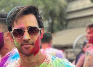 Karan Sharma Instagram - Happy Holi Guys … 😍😍..Have Colourful year ahead ! #happyholi #karansharma #king . Ps :- Birthday pics coming soon ❤️🤗. . .