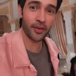Karan Sharma Instagram - Live from the set for all our fans #sasuralsimarka2 #live #bts 🥰🤗